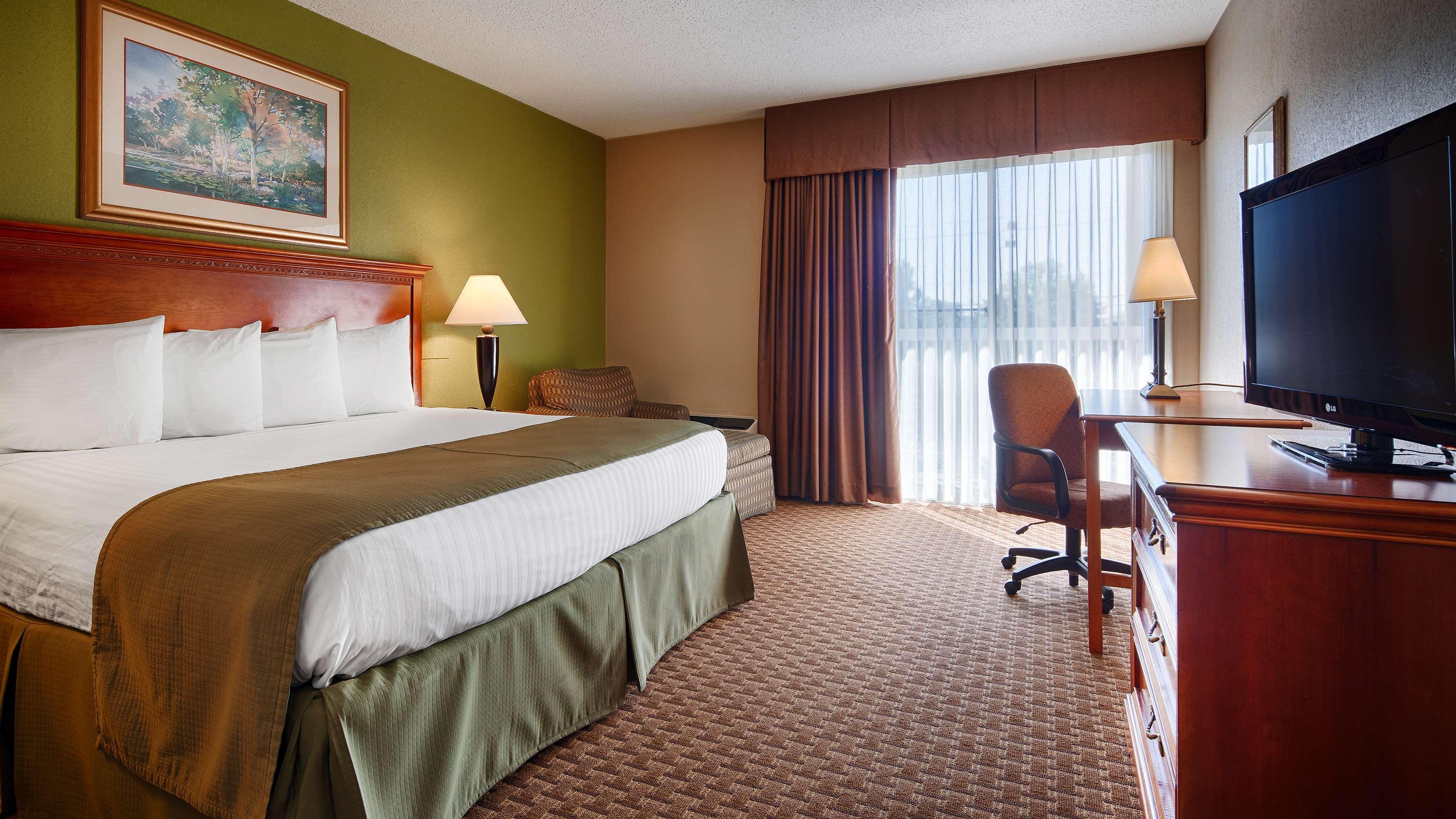 Surestay Plus Hotel By Best Western Raleigh North Downtown Zewnętrze zdjęcie