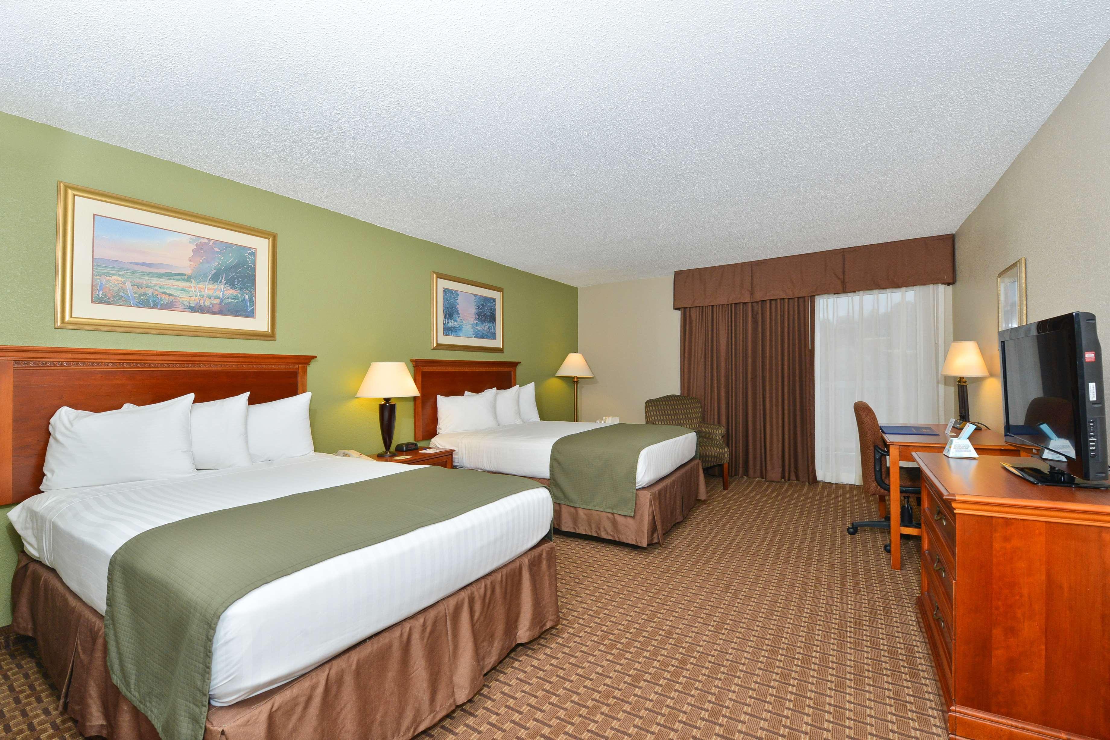 Surestay Plus Hotel By Best Western Raleigh North Downtown Zewnętrze zdjęcie