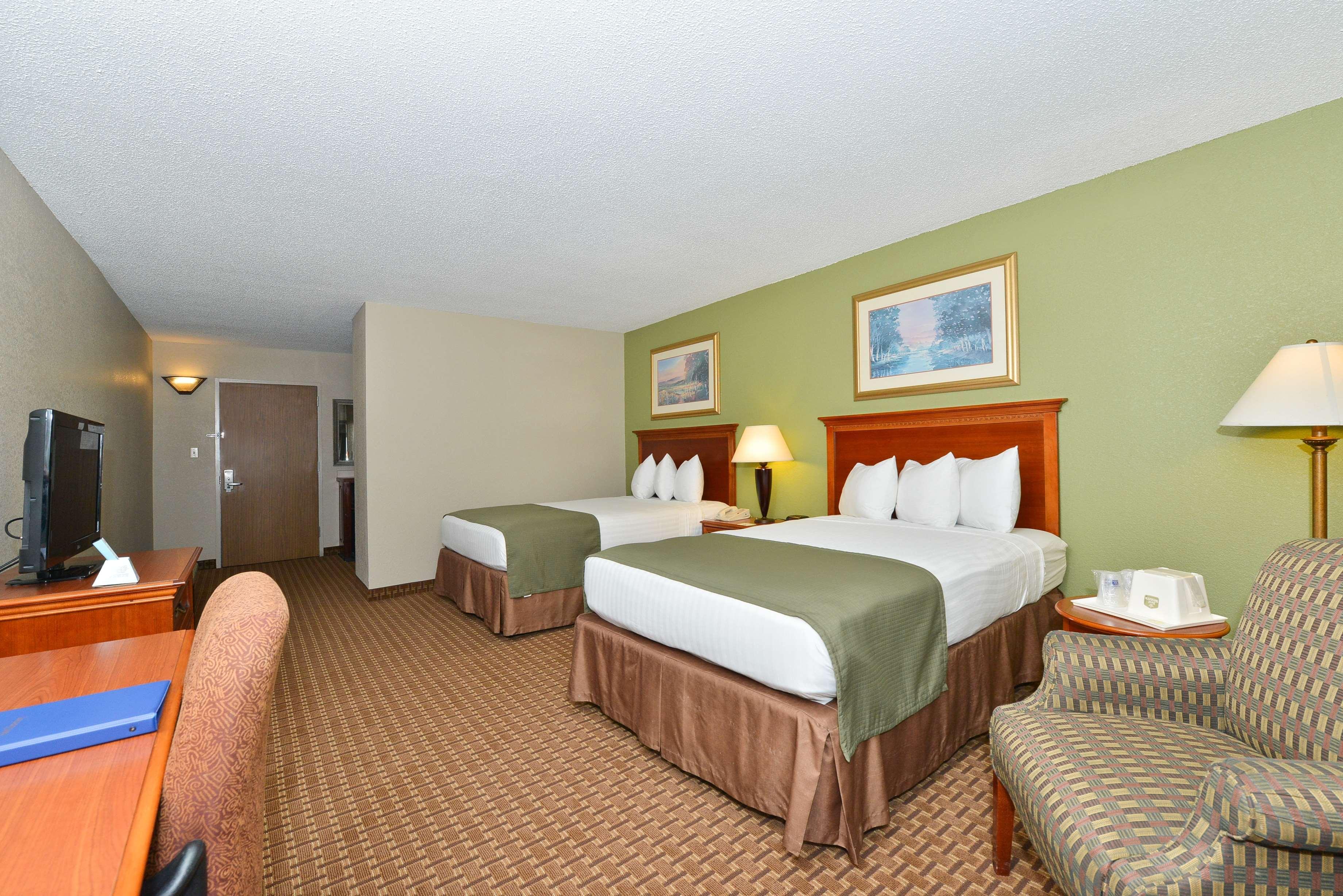 Surestay Plus Hotel By Best Western Raleigh North Downtown Zewnętrze zdjęcie