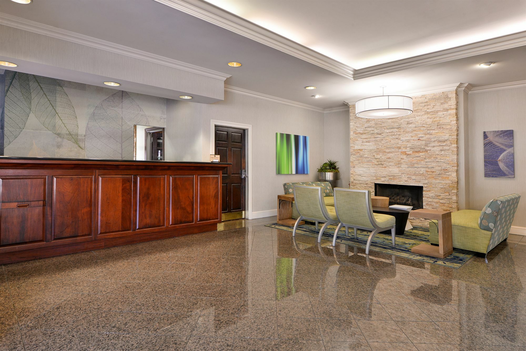 Surestay Plus Hotel By Best Western Raleigh North Downtown Zewnętrze zdjęcie